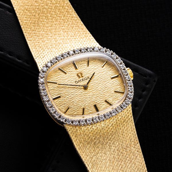 Omega Art Deco