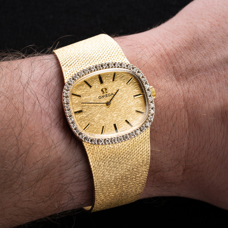 Omega Art Deco
