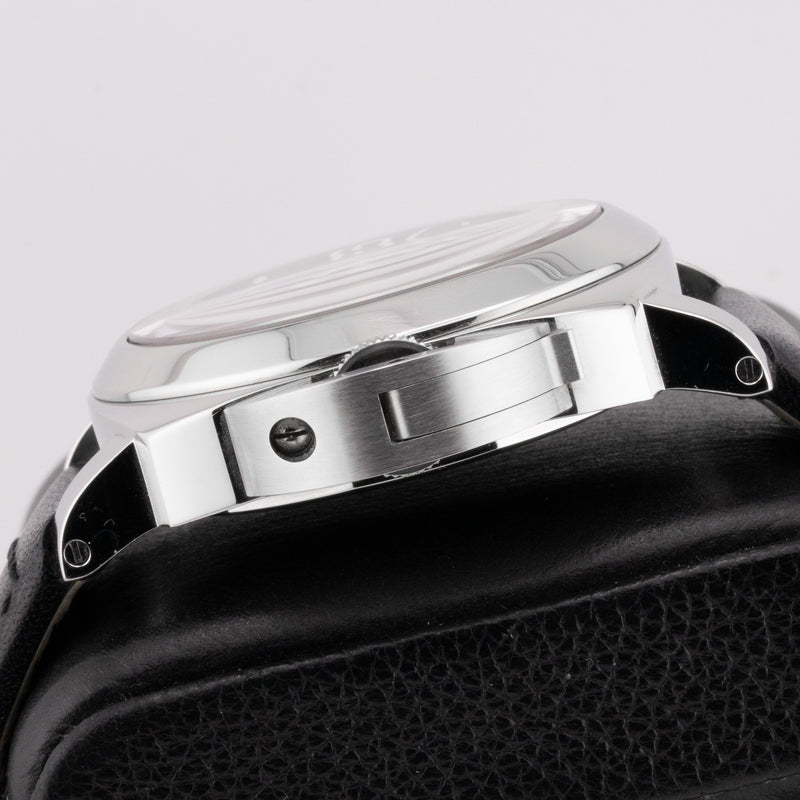 Panerai Luminor - PAM01000 - 44mm