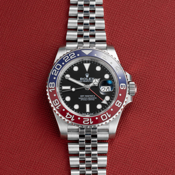 Rolex GMT-Master II "Pepsi" - 126710BLRO - 40mm
