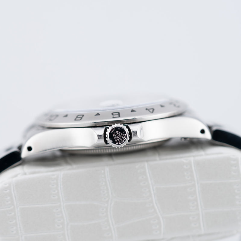 Rolex Explorer II - Ref. 16570 - 40mm Stainless Steel - Swiss Only Dial