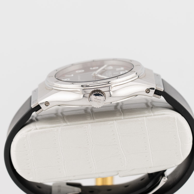Hublot Classic Fusion - Ref. B1915.1 - 41mm Stainless Steel - Iconic Design