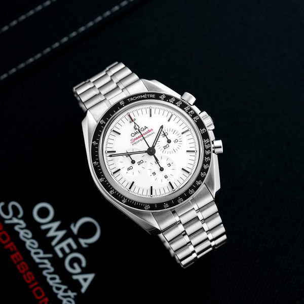 Omega Speedmaster 310.32.42.50.04.002 with Stainless Steel case, 42mm size in front view.