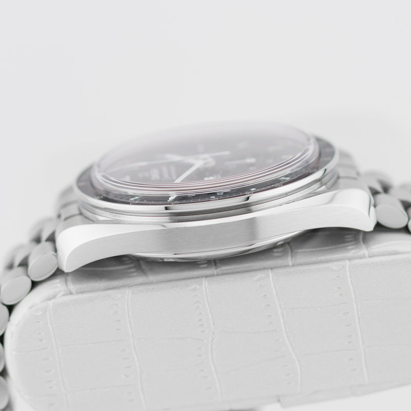 Omega Speedmaster Professional "Moonwatch" - Ref. 310.30.42.50.01.002 - 42mm Stainless Steel - Sapphire Sandwich