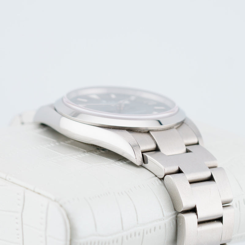 Rolex Explorer - Ref. 114270 - 36mm Stainless Steel - Excellent Neo-Vintage Example with Papers