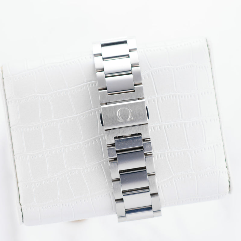 Omega Aqua Terra - Ref. 231.10.42.21.02.006 - 41.5mm Stainless Steel - Exclusive for the Japan Market