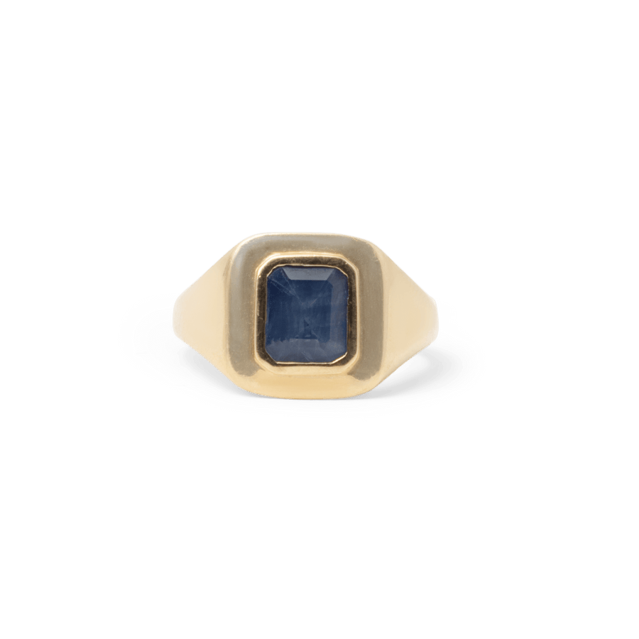 Blu Scarpa Sapphire Ring in 18K yellow gold